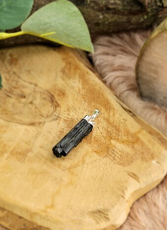 black tourmaline pendant silver plated